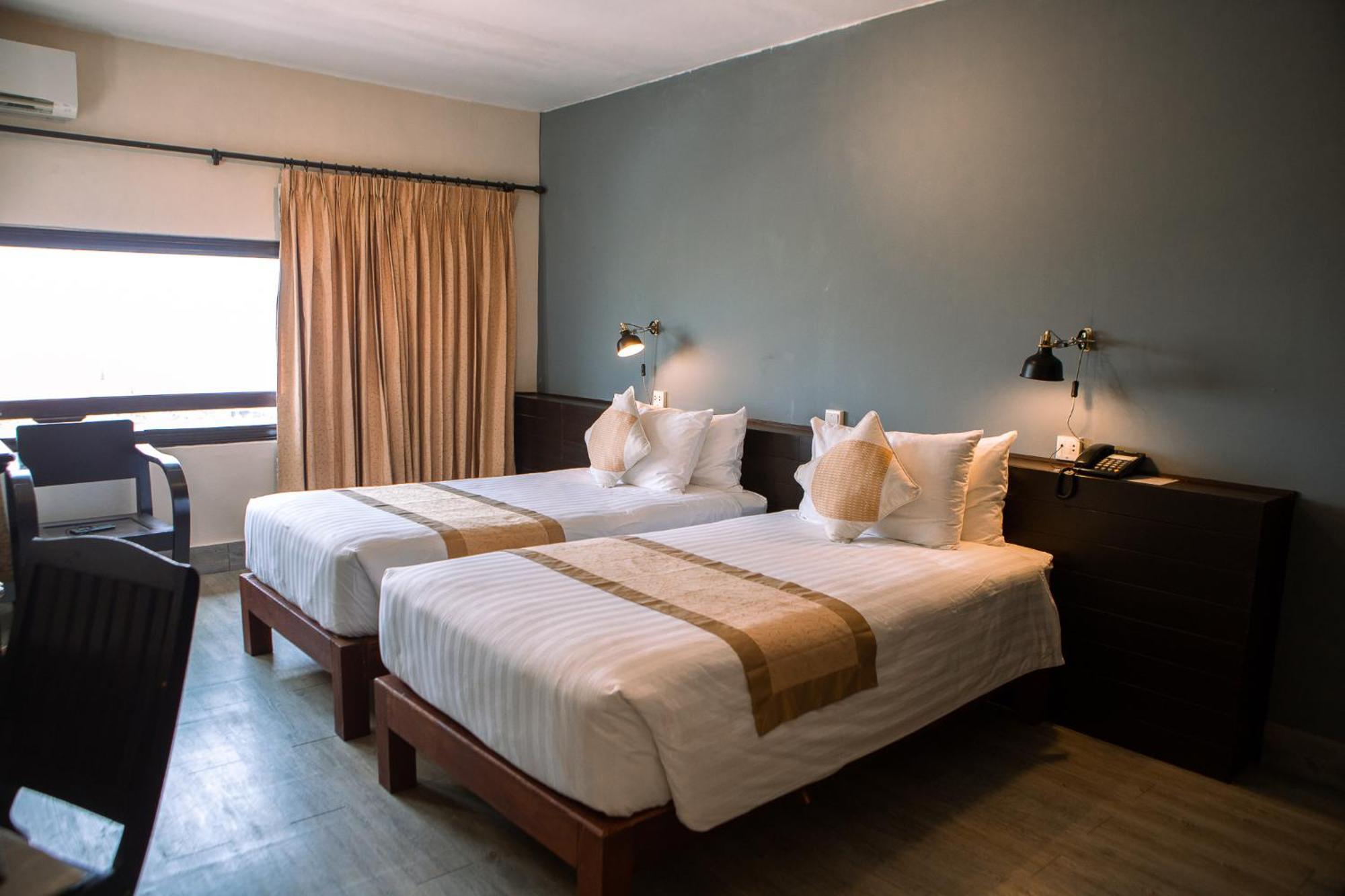 Pakse Hotel & Restaurant Eksteriør bilde
