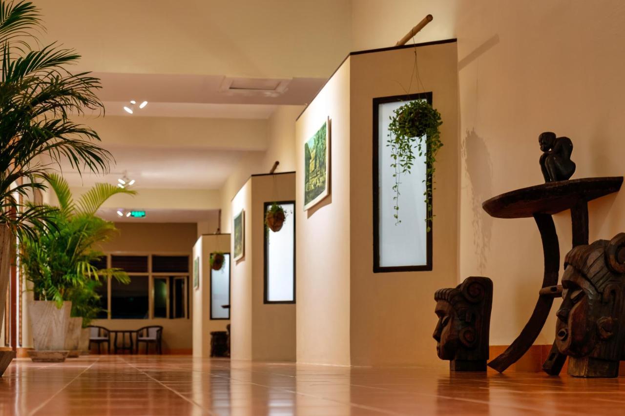 Pakse Hotel & Restaurant Eksteriør bilde